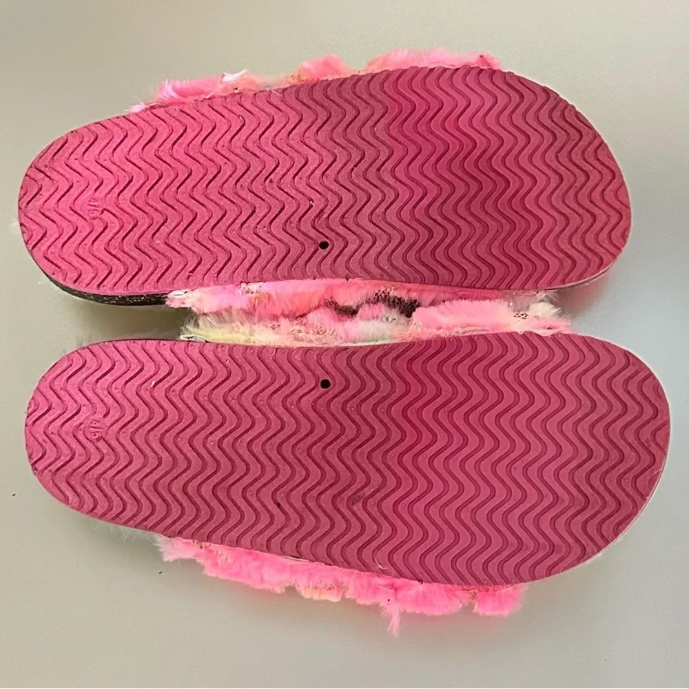 Cozy Pastel Rainbow Fuzzy Double-Strap Slip-On Slides Soft Plush Sandals Sz 4–5